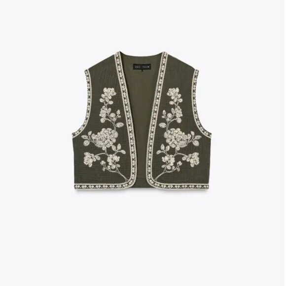 ZARA Embroidered Waistcoat – Size M (Ref. 6318/042/505) - Picture 6 of 16